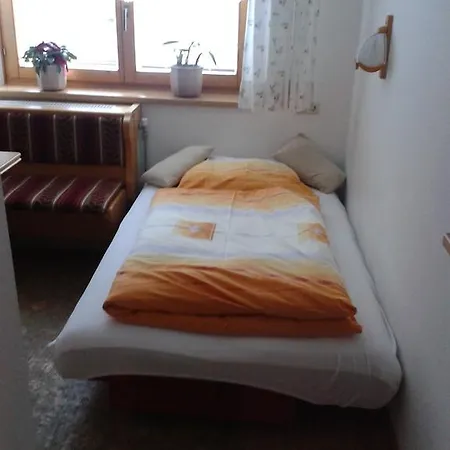Haus Znopp Bed and breakfast